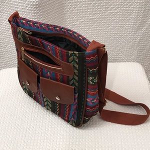 Multicolor Médium Crossbody Bag